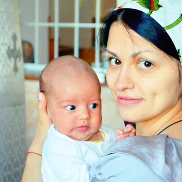 Дарья Хавроненко, Холостяк, участница Холостяка, холостячка, СТБ, показала сына, родила сына, Френсис Мэтью