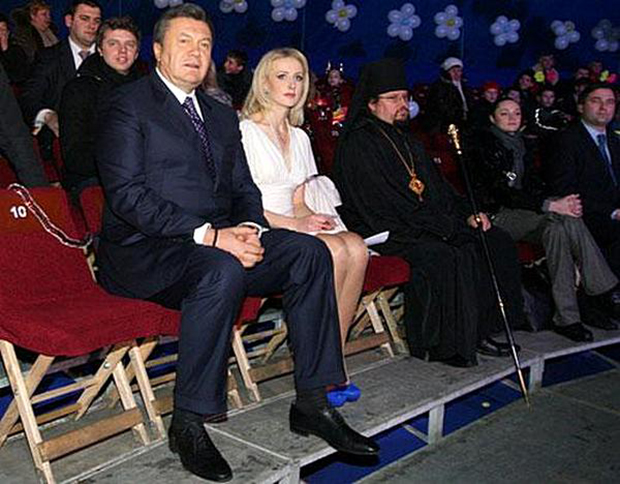 Алена Березовская, блог Березовской, Корреспондент, любовница Януковича, Березовская критикует власть